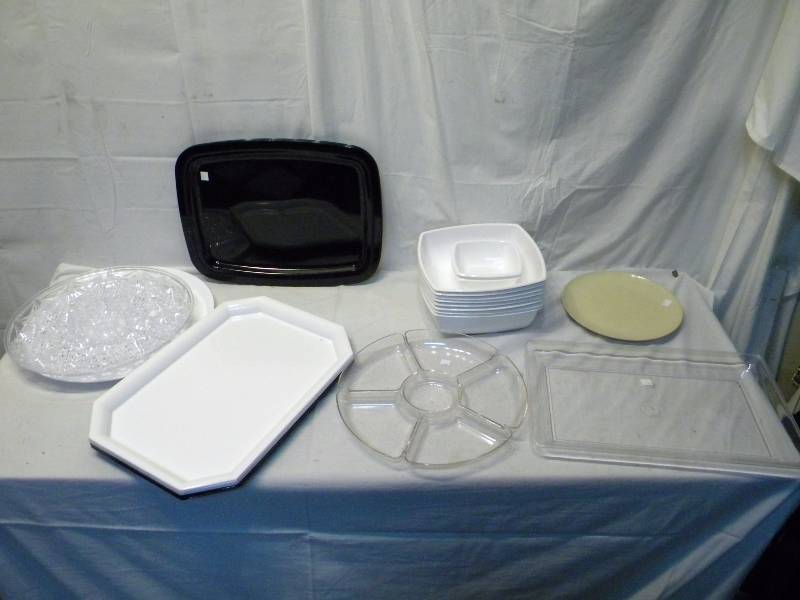 Plastic Serving Wear
