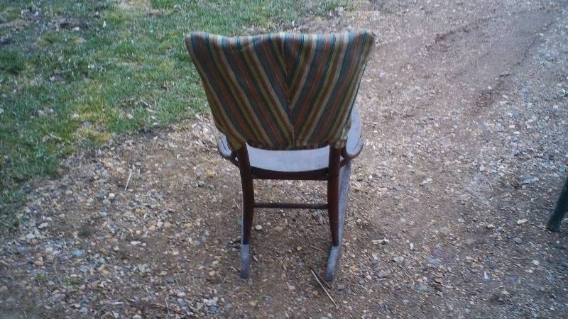 Rocking chair