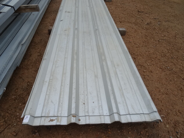 Galvanized roof  side panels. 15 ...