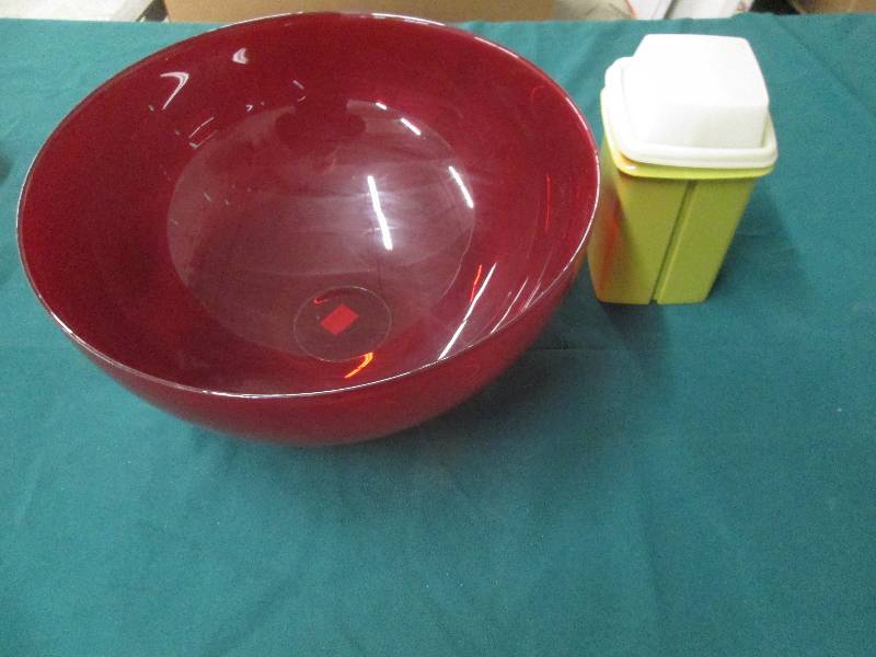 Large Red 14 inch Glass Bowl, Tuppe...