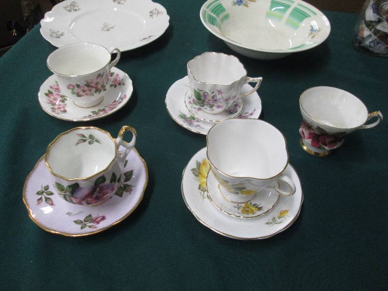 Lot of 4 Cup & Saucer Sets, Plate, ...