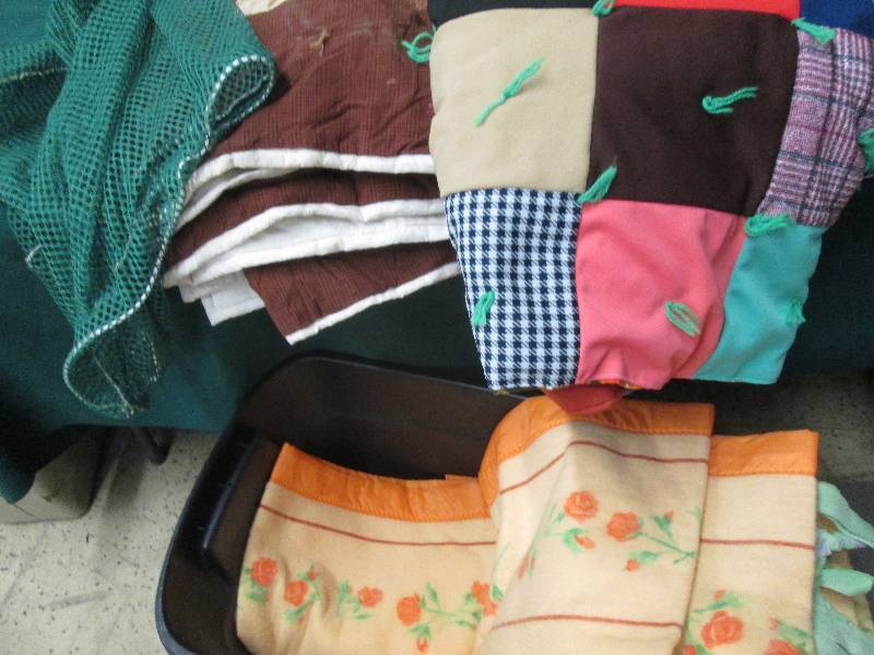 Lot of 2 Quilts, Blanket, Laundry B...