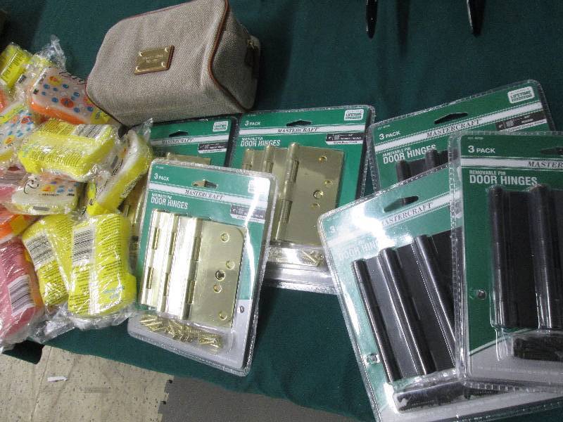 Lot of 3 Pkg of 3 Black Hinges, 3 P...