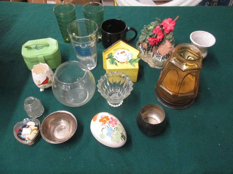 Assorted Dcor & Glassware...
