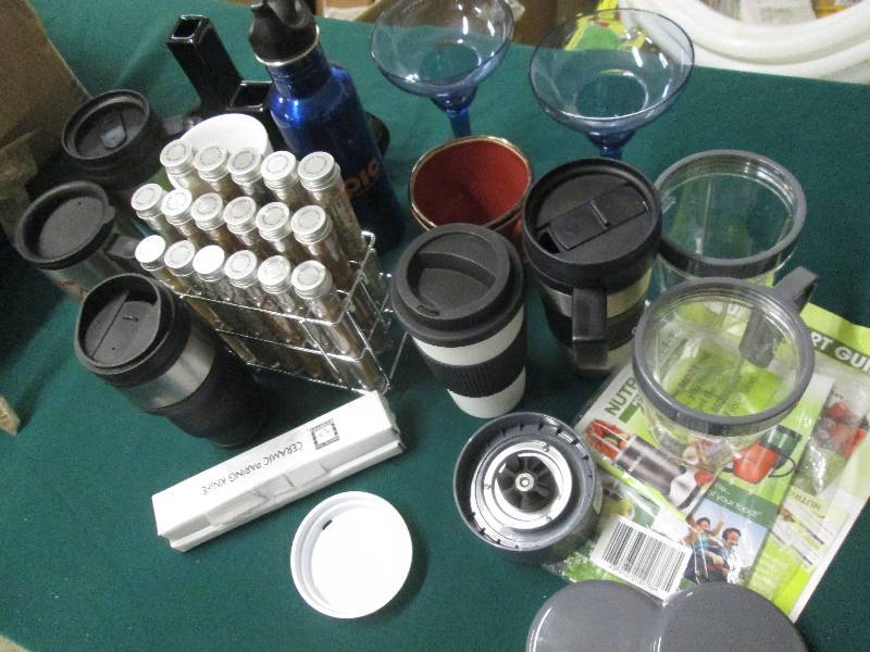 Insulated Mugs, Water Bottle, Vase,...