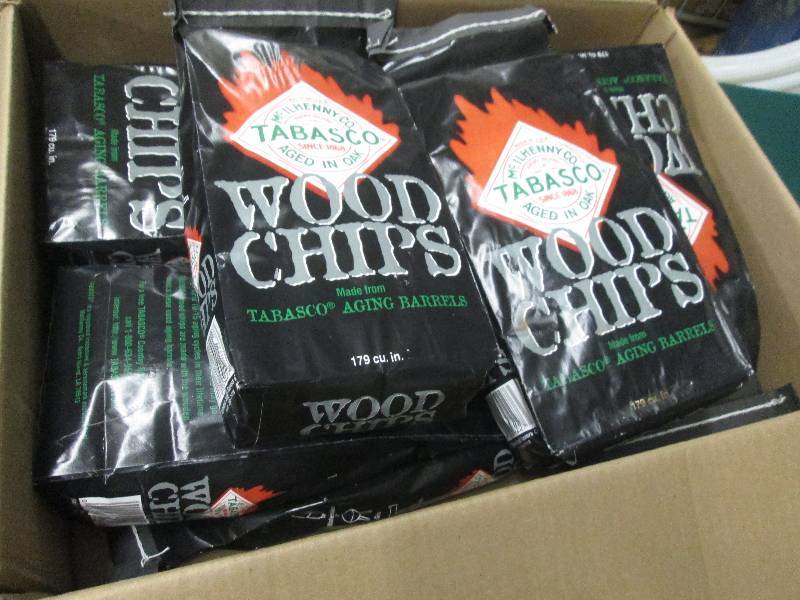 Lot of 8 Tobasco Wood Chips 179 cu ...