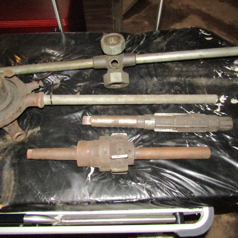 Pipe Threading equipment