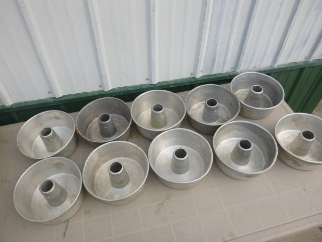 10 Aluminum Cake Pans