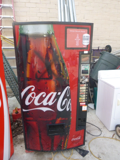 Coca-Cola Vending Machine
