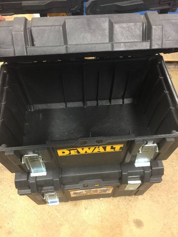 lot 104 image: DEWALT Tough System DS Carrier whit 2 tool boxes