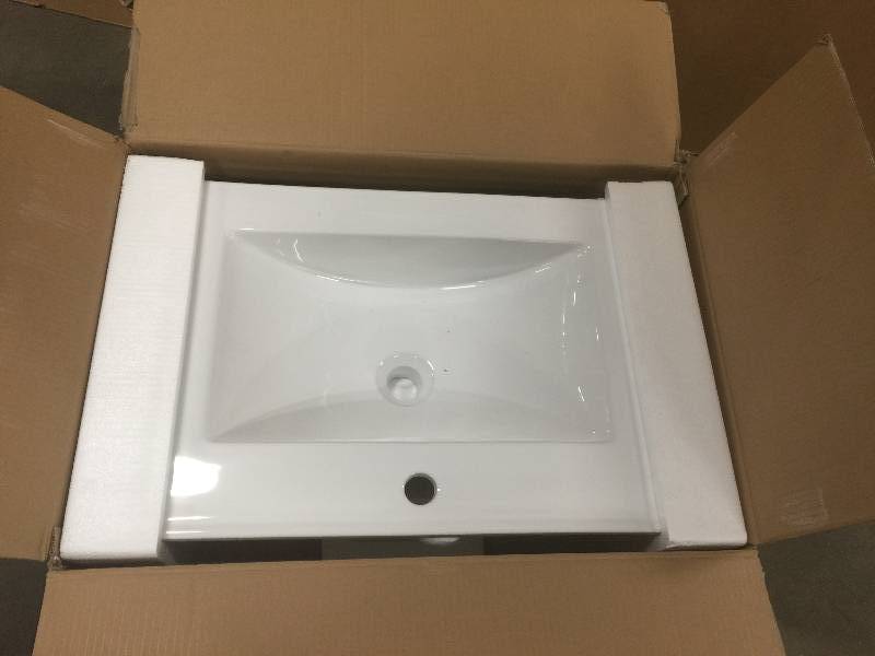 lot 3 image: Virtu USA Dior 28 in. W x 18.3 in. D Vanity Top