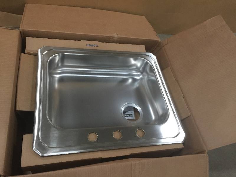 lot 6 image: Elkay Celebrity ADA Drop-In Stainless Steel 25 in. x 21-14 in. x 5.375 in. 3-Hole Single Bowl Kitchen Sink open box never used