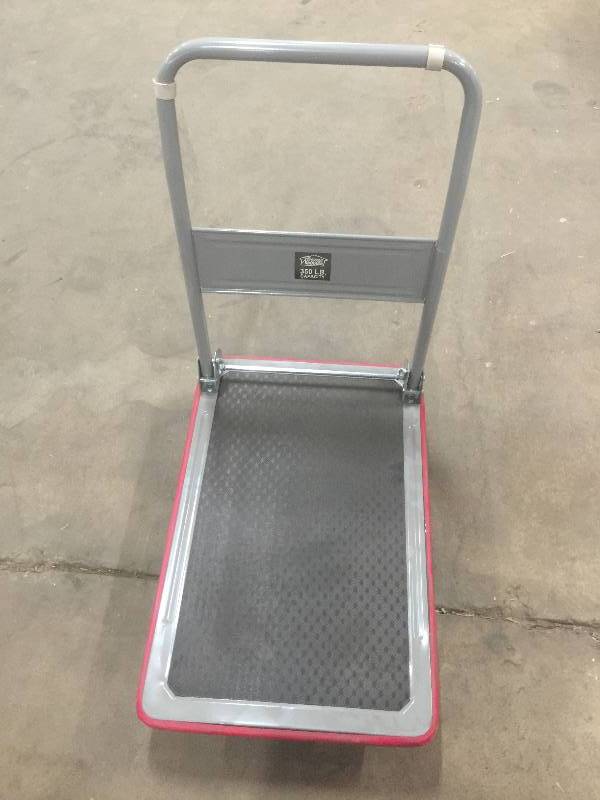 lot 77 image: Xtreme Garage Platform 500lb Capacity