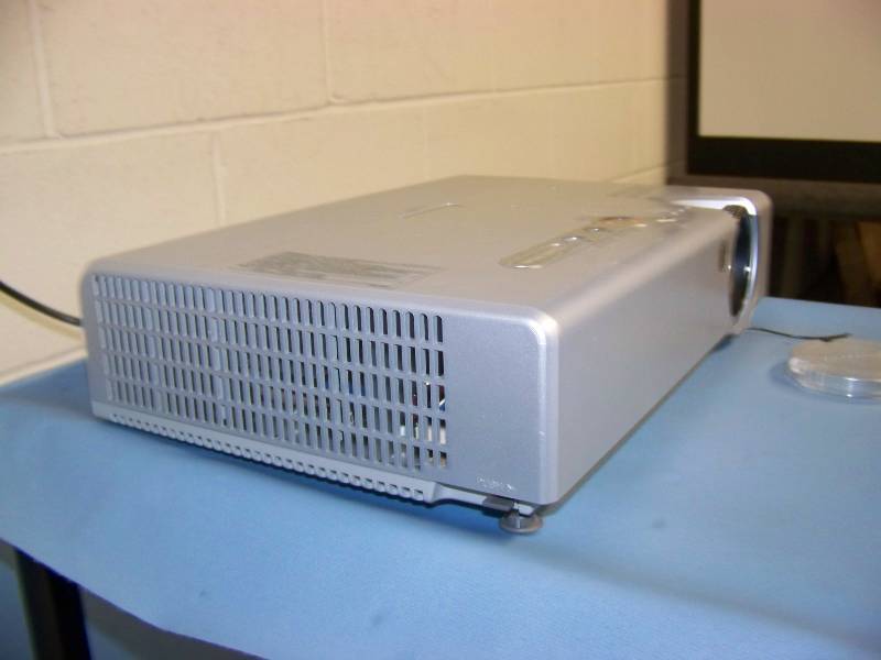 lot 10 image: Panasonic, PT-LB60U, LCD Projector