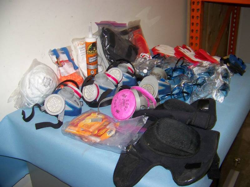 lot 137 image: LARGE lot of Safety Gear, Ventilation Masks, Ear Plugs, Gloves, Knee Pads, Googles and more