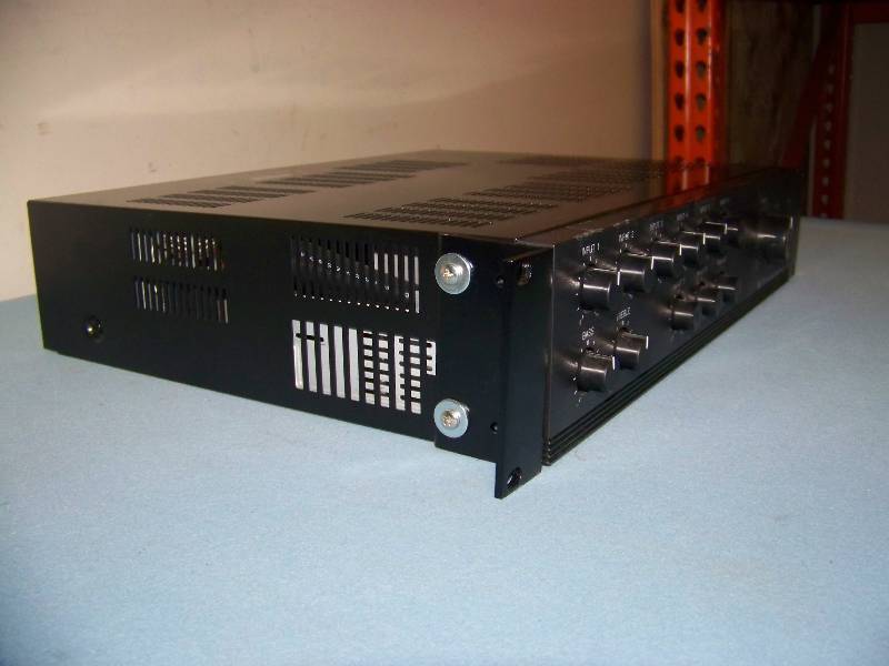 lot 70 image: TOA, 700 Series, 9-Channel, 60 Watt Mixer  Amplifier  Amp