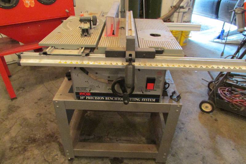 lot 2 image: 10 Ryobi Benchtop Saw
