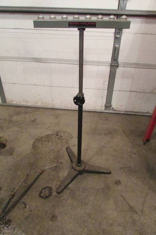 lot 3 image: Roller Stand