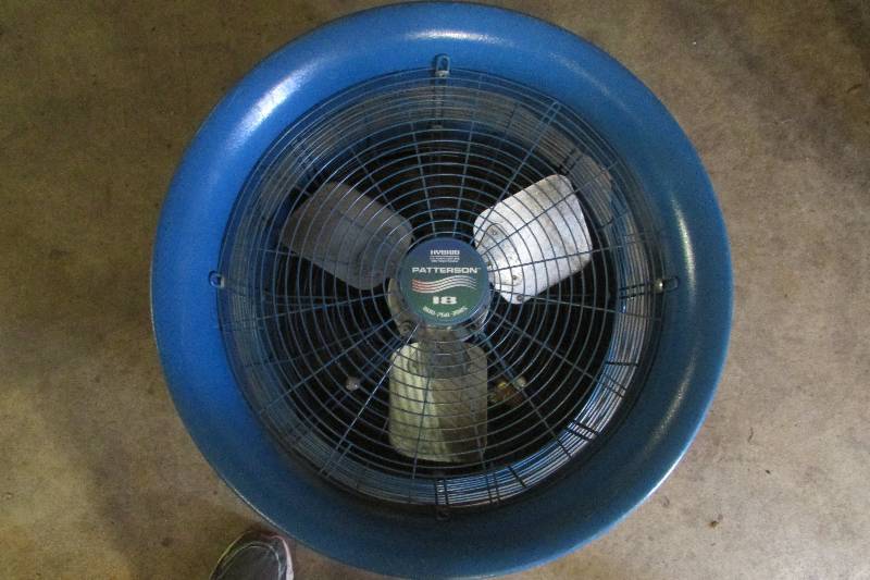 lot 5 image: Patterson 18 Industrial High Velocity Fan