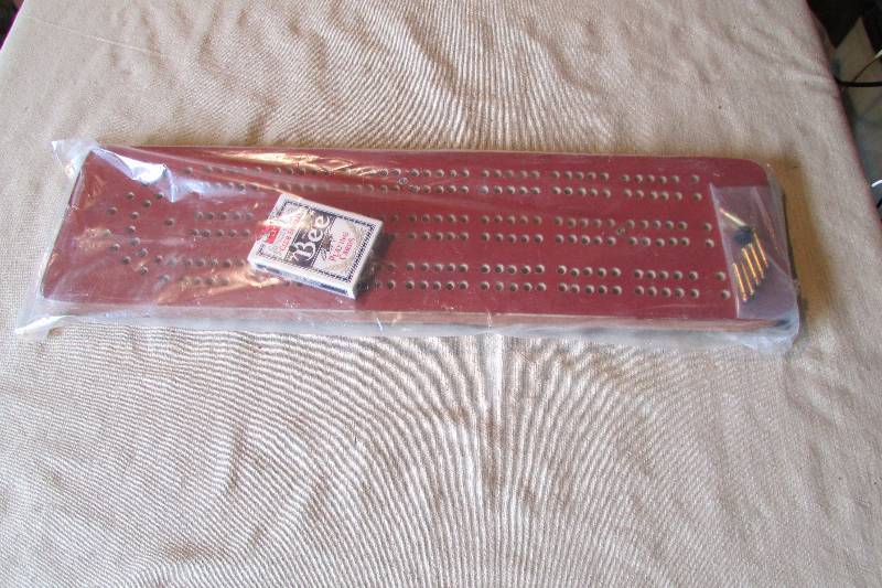 lot 7 image: Bullet Cribbage Board