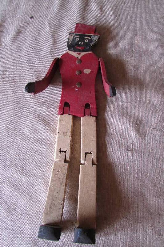 lot 42 image: Vintage Black Americana Wooden Puppet Folk Art