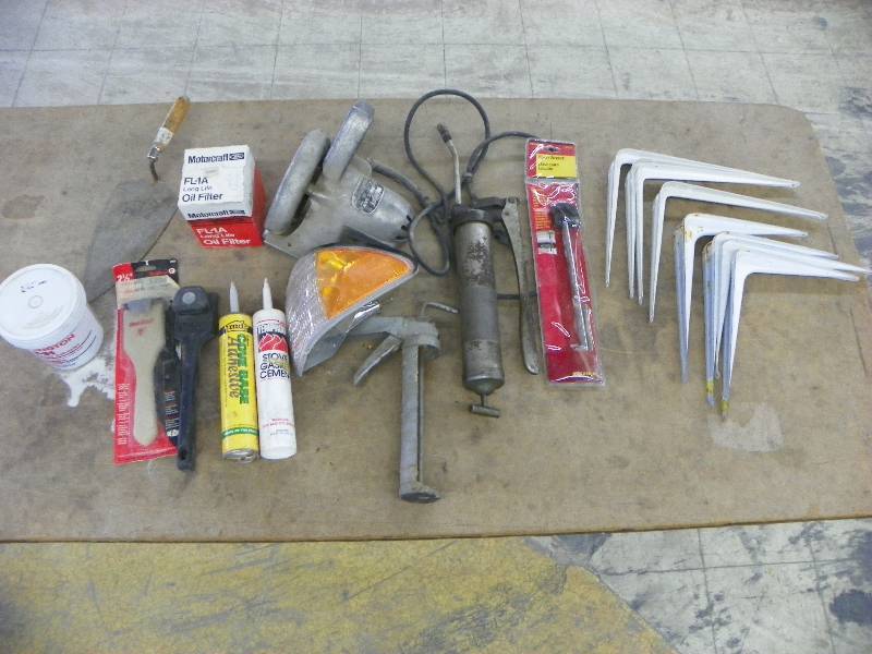 Misc garage items