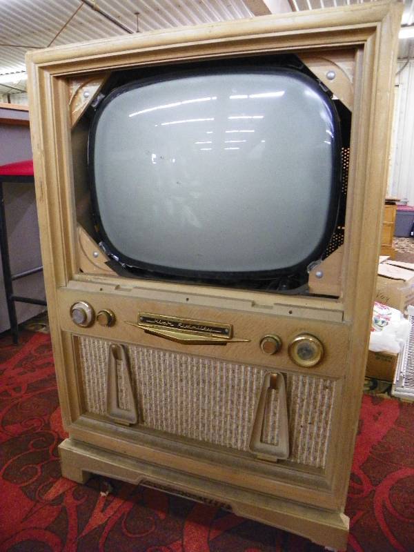 VINTAGE COUNSEL TV