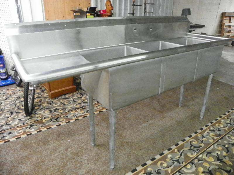 PATRIOT FOOD SERVICE EQUIPMENT STAINLESS STEEL THREE COMPARTMENT SINK