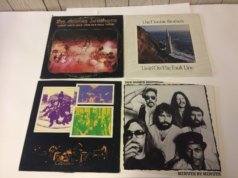 4 Vinyl Record Albums DOOBIE BROTHERS