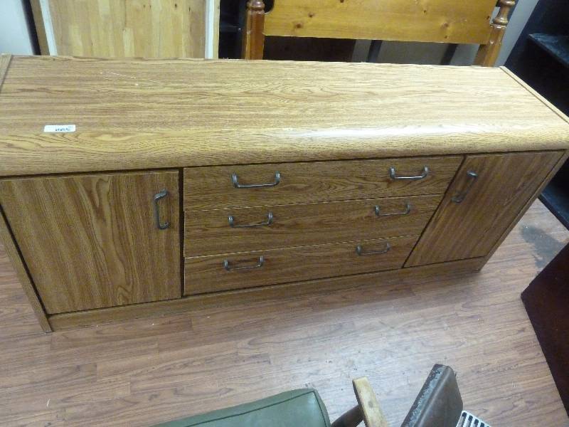 lot 341 image: Dresser