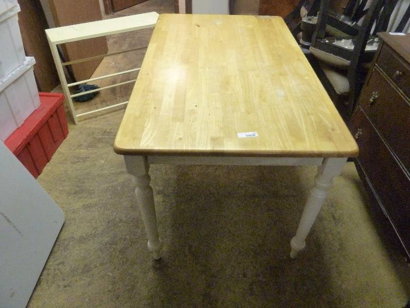 lot 343 image: Kitchen Table