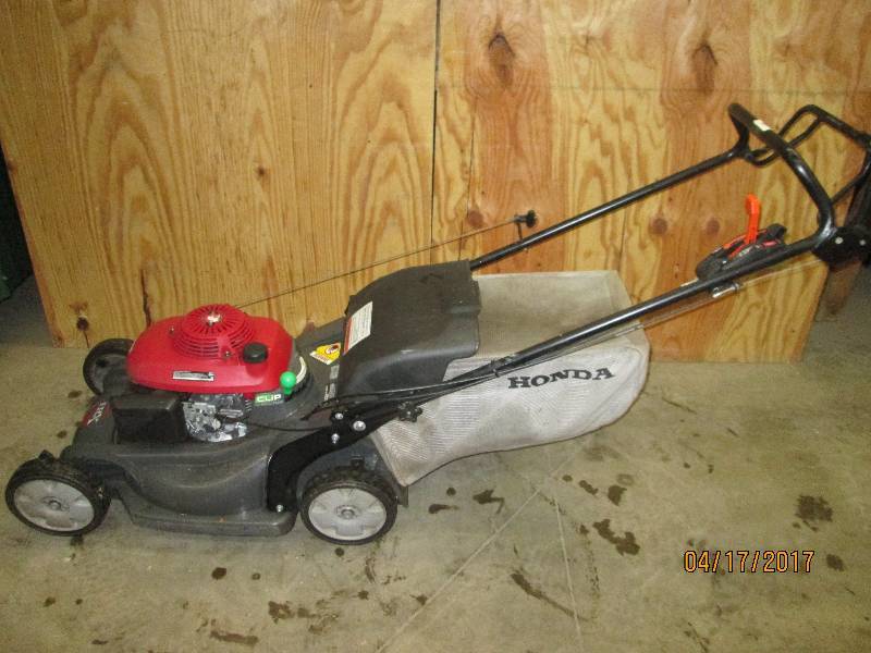 Honda HRX217 Lawn Mower