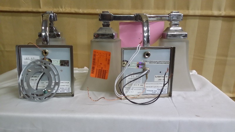 Hampton Bay 2x set wall lighting