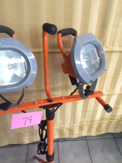 HDX Work Light With Tripod