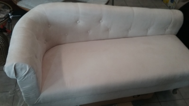 Tufted Chaise Lounge Couch