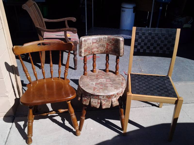 lot 2 image: 3-Assorted Wood Chairs