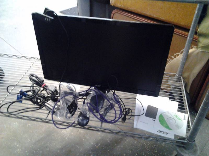 lot 40 image: Acer 24 Inch LED Flat Screen Monitor, Cables, Web Cam
