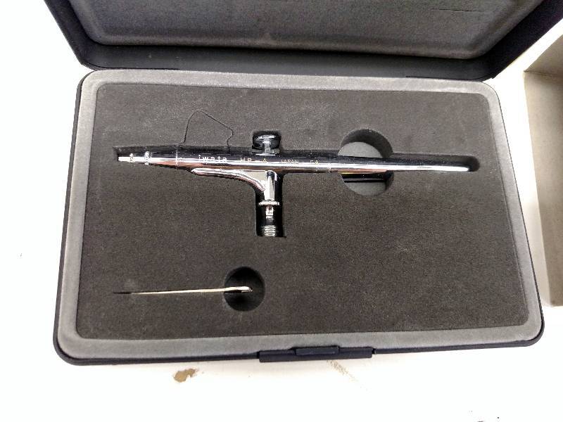 iwata HP-A Air Brush...