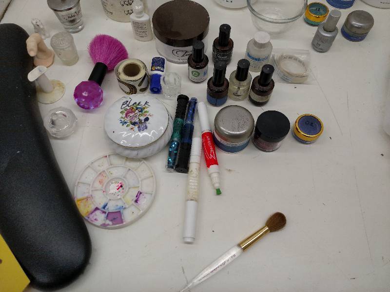 Asstd Nail Station Supplies...