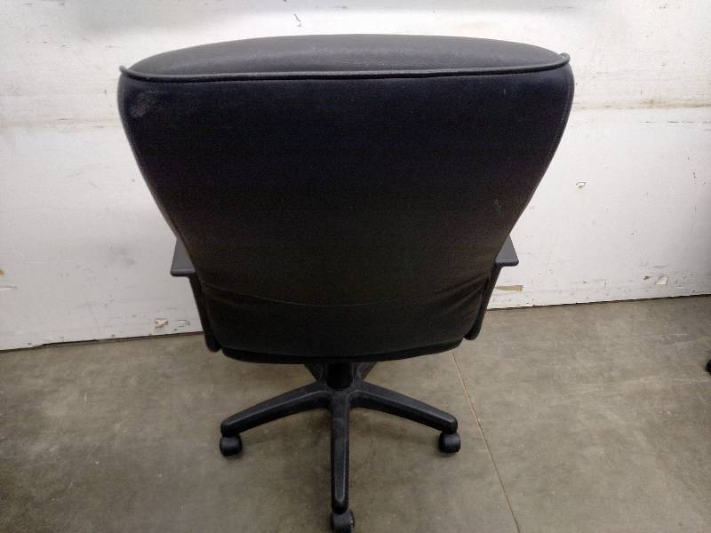 Task Chair...