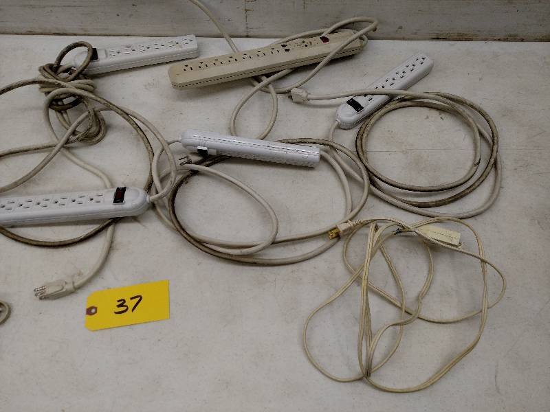 (5) Outlet Strips & (4)Extension Co...