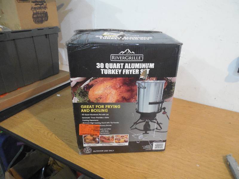 RiverGrille 30 Qt. Turkey Fryer Package