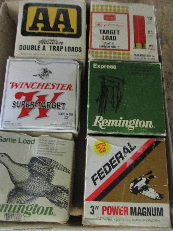 lot 15 image: 6 full boxes of 12 gauge shotgun shells