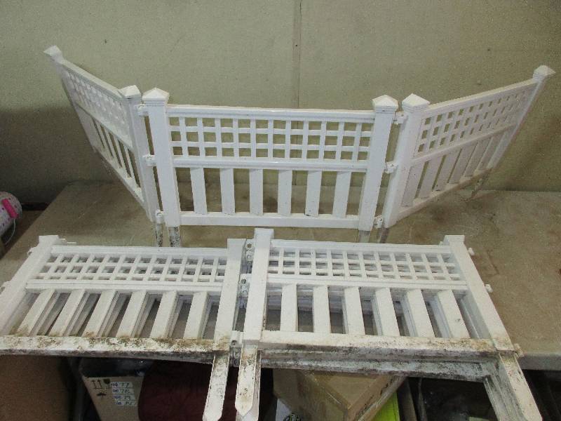 lot 56 image: 10 plastic garden fence sections - 13 tall