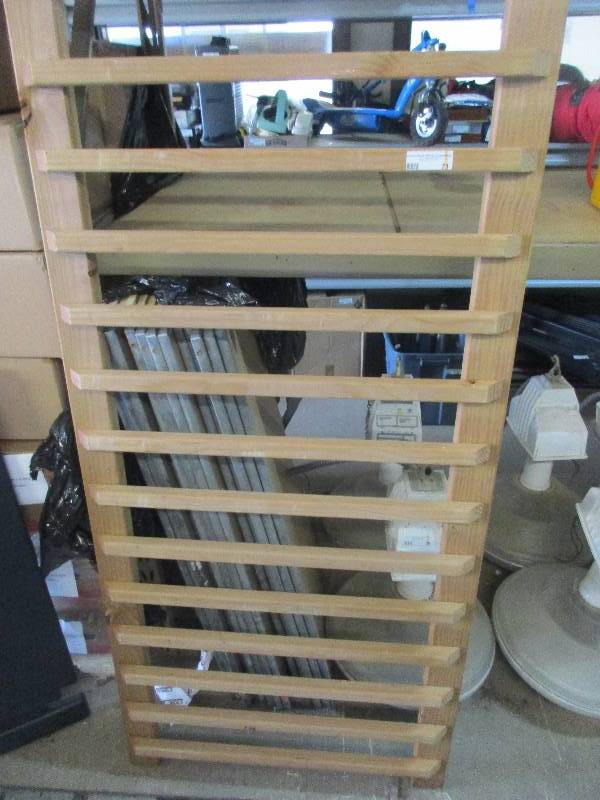 lot 71 image: 6 section of deck railing
