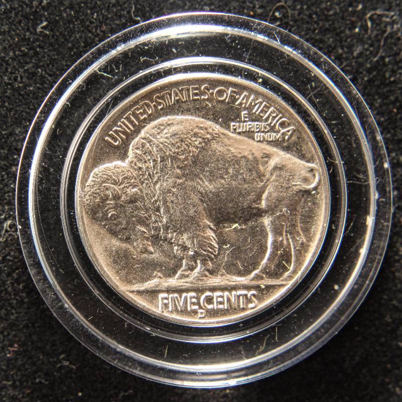 1938-D BUFFALO NICKEL GEM BU MS65 IN AIRTITE HOLDER