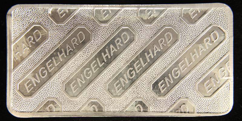 10 TROY OZ. .999 FINE SILVER ENGELHARD BAR