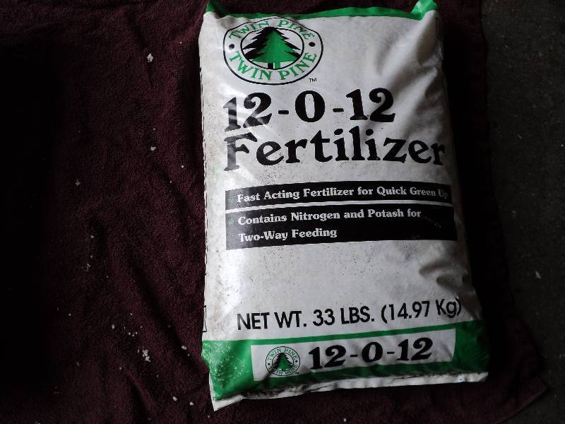 twin pine fertilizer, 33 lbs, 12-0-...