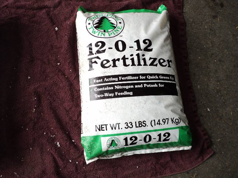 twin pine fertilizer, 33 lbs, 12-0-...