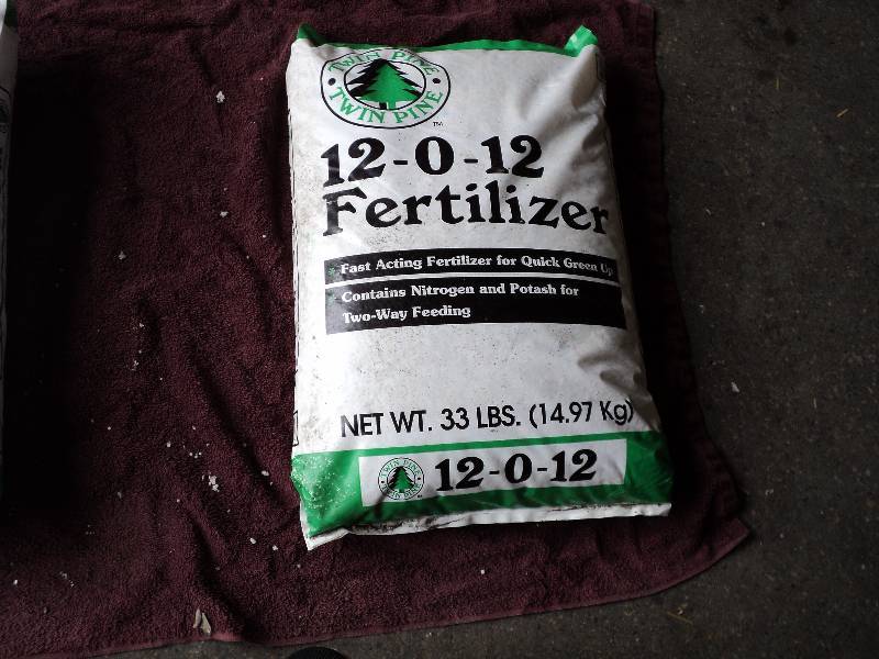 twin pine fertilizer, 33 lbs, 12-0-...